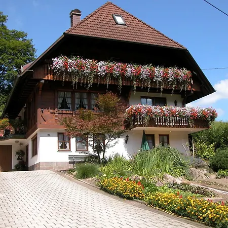 Oberbauernhof - Stuebleberg -- Moderne Im Schoenen Schwarzwaldhaus *