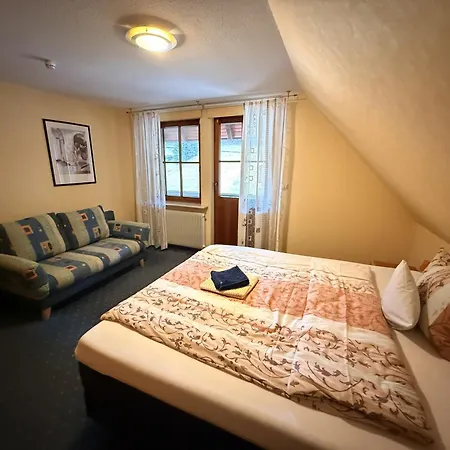 Appartement Oberbauernhof - Stuebleberg -- Moderne Im Schoenen Schwarzwaldhaus Gutach