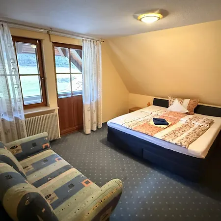 Oberbauernhof - Stuebleberg -- Moderne Im Schoenen Schwarzwaldhaus Appartement