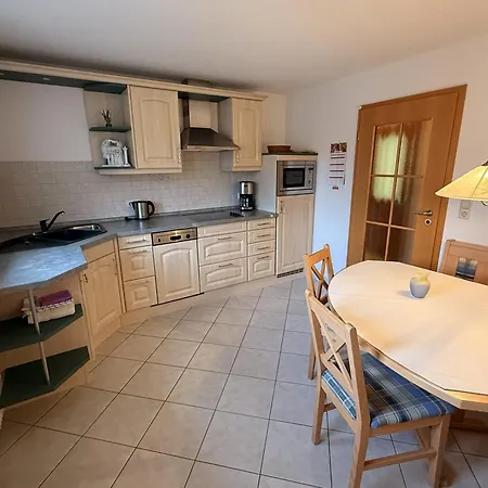 Oberbauernhof - Stuebleberg -- Moderne Im Schoenen Schwarzwaldhaus * Gutach